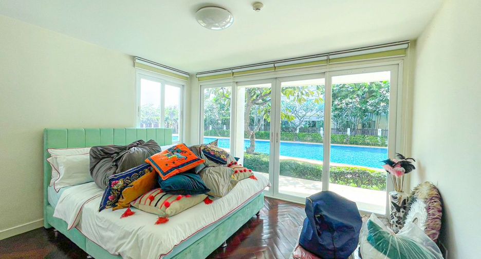 For sale 4 bedrooms condo in Hua Hin, Prachuap Khiri Khan