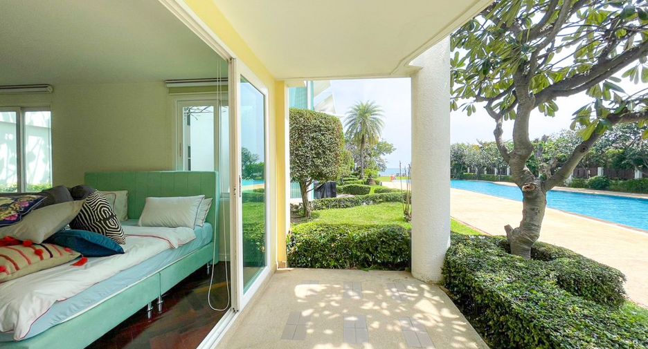 For sale 4 bedrooms condo in Hua Hin, Prachuap Khiri Khan