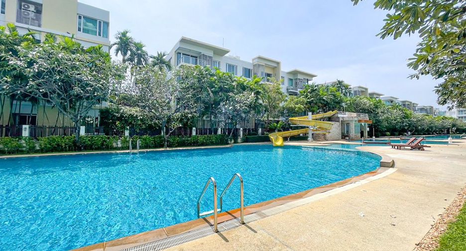 For sale 4 bedrooms condo in Hua Hin, Prachuap Khiri Khan