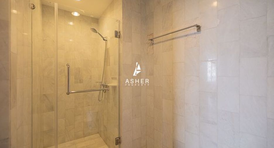 For rent and for sale 3 bedrooms condo in Sathon, Bangkok