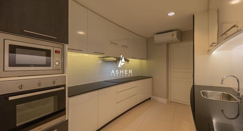 For rent and for sale 3 bedrooms condo in Sathon, Bangkok