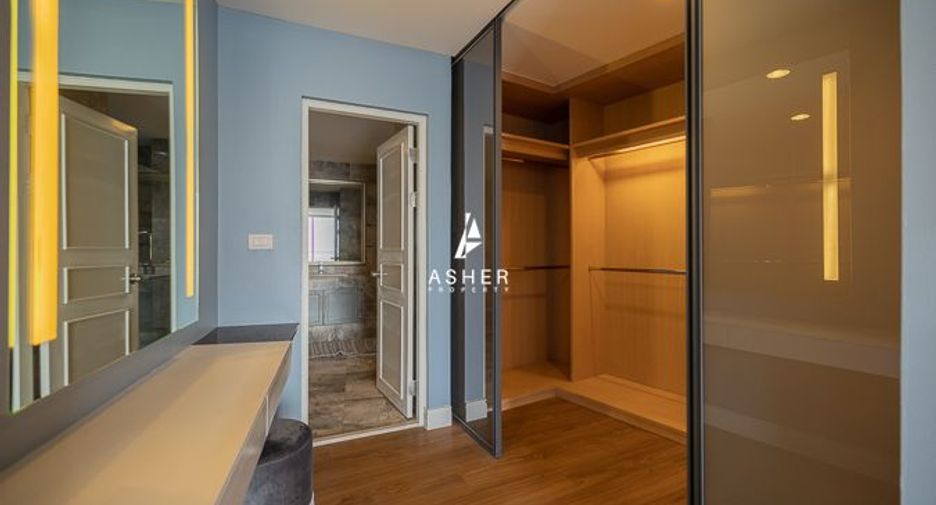 For rent and for sale 3 bedrooms condo in Sathon, Bangkok