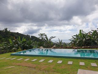 For rent 4 bedrooms villa in Mueang Phuket, Phuket