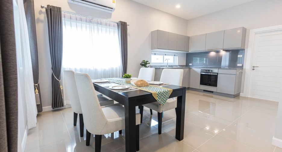 For sale 3 bedrooms villa in Hua Hin, Prachuap Khiri Khan