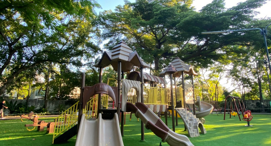 出租 和 出售 4 卧室 独立屋 在 Suan Luang, 曼谷