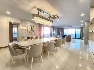 For rent 4 bedrooms condo in Khlong San, Bangkok