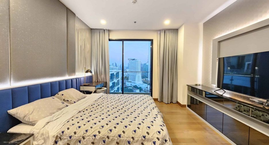 For rent 4 bedrooms condo in Khlong San, Bangkok
