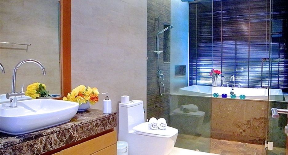 For sale 3 bedrooms villa in Mueang Phuket, Phuket