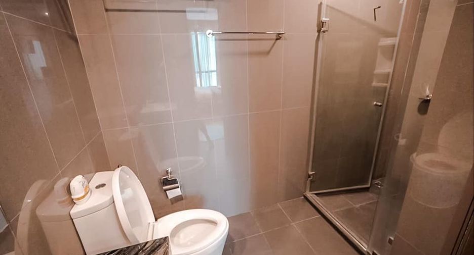 À vendre 2 chambres appartement à Bang Rak, Bangkok