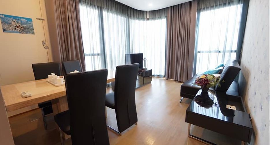 À vendre 2 chambres appartement à Bang Rak, Bangkok