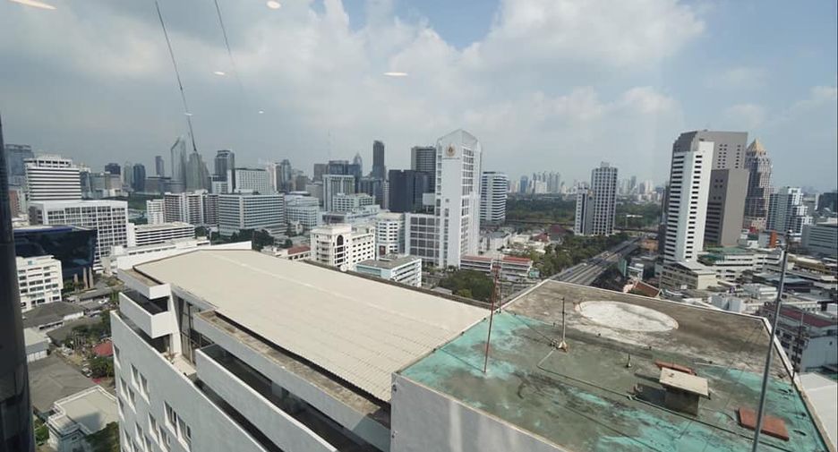 À vendre 2 chambres appartement à Bang Rak, Bangkok