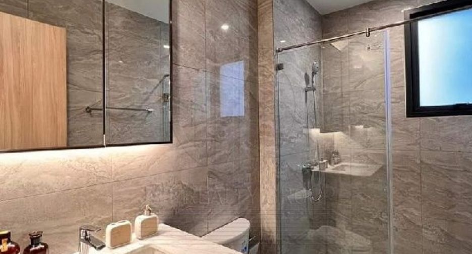 Haus zum Kauf mit 4 Zimmer in Bang Lamung, Chonburi