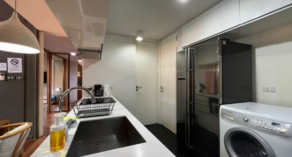 Wohnung zur Miete und zum Kauf mit 3 Zimmer in Watthana, Bangkok