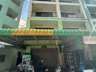 ขาย 9 เตียง เซอร์วิสอพาร์ตเมนต์ ใน เมืองชลบุรี, ชลบุรี