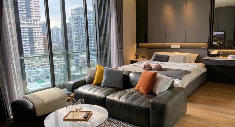 For rent and for sale 1 bed condo in Khlong Toei, Bangkok