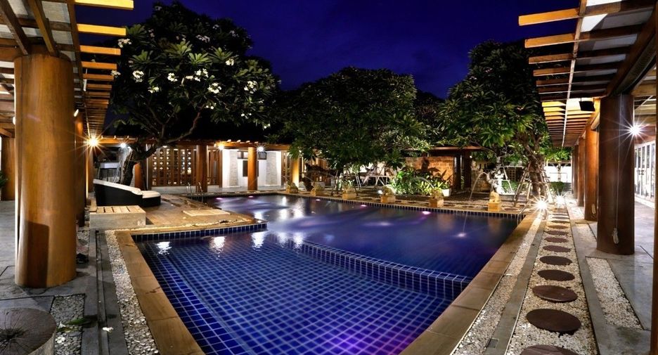 Haus zum Kauf mit 5 Zimmer in Wang Thonglang, Bangkok