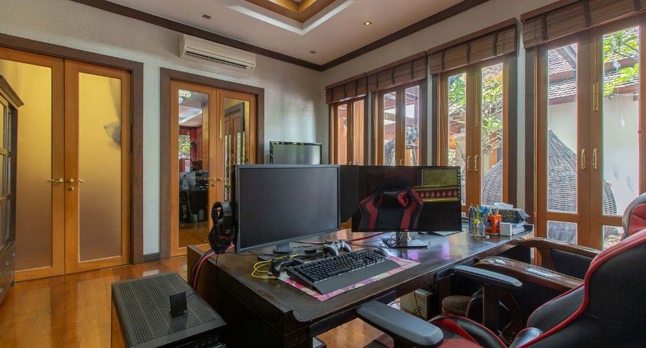 Haus zum Kauf mit 5 Zimmer in Wang Thonglang, Bangkok