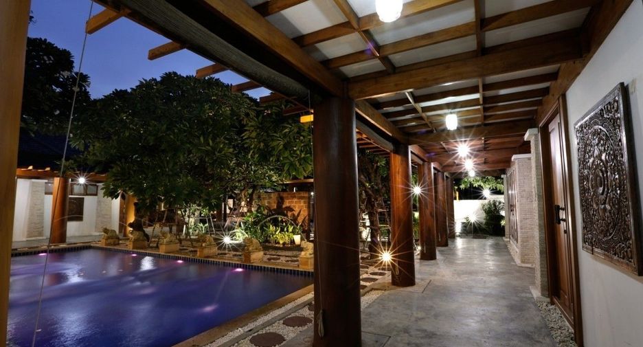Haus zum Kauf mit 5 Zimmer in Wang Thonglang, Bangkok