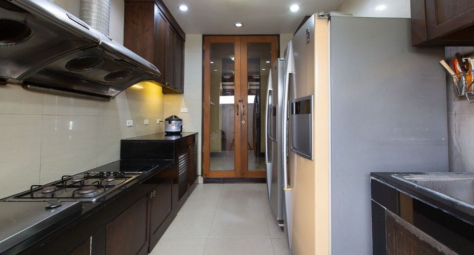 Haus zum Kauf mit 5 Zimmer in Wang Thonglang, Bangkok
