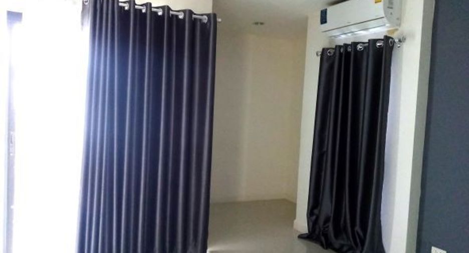For rent 2 bedrooms house in Lat Phrao, Bangkok