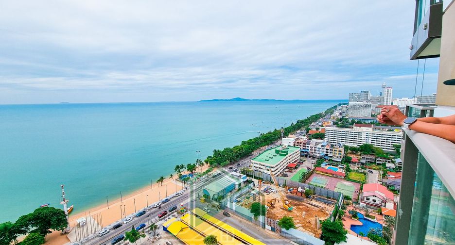For sale 2 ベッドルーム condo in Bang Lamung, Chonburi