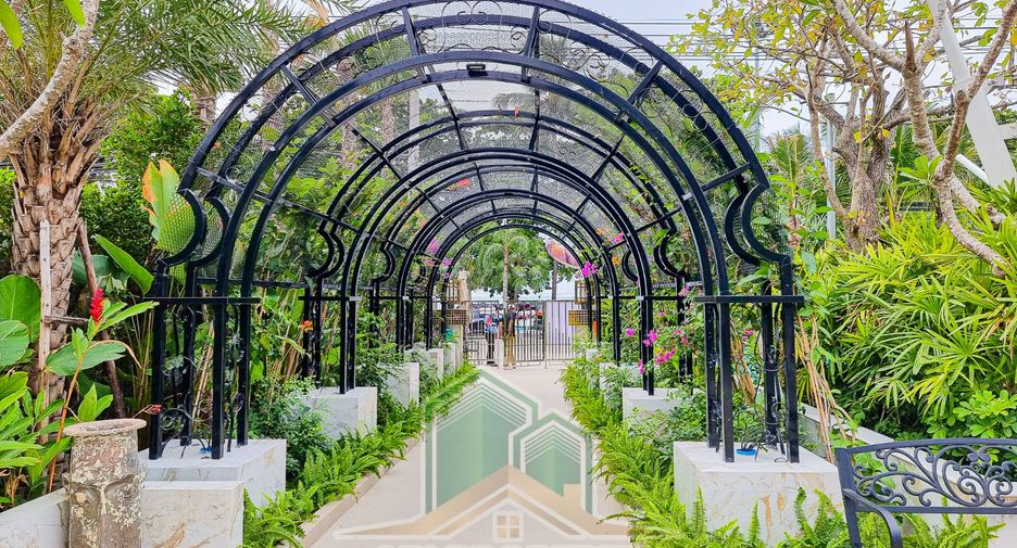 For sale 2 ベッドルーム condo in Bang Lamung, Chonburi