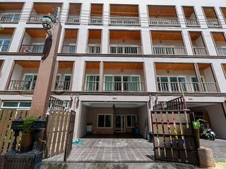 For rent and for sale 3 bed townhouse in Pratumnak, Pattaya