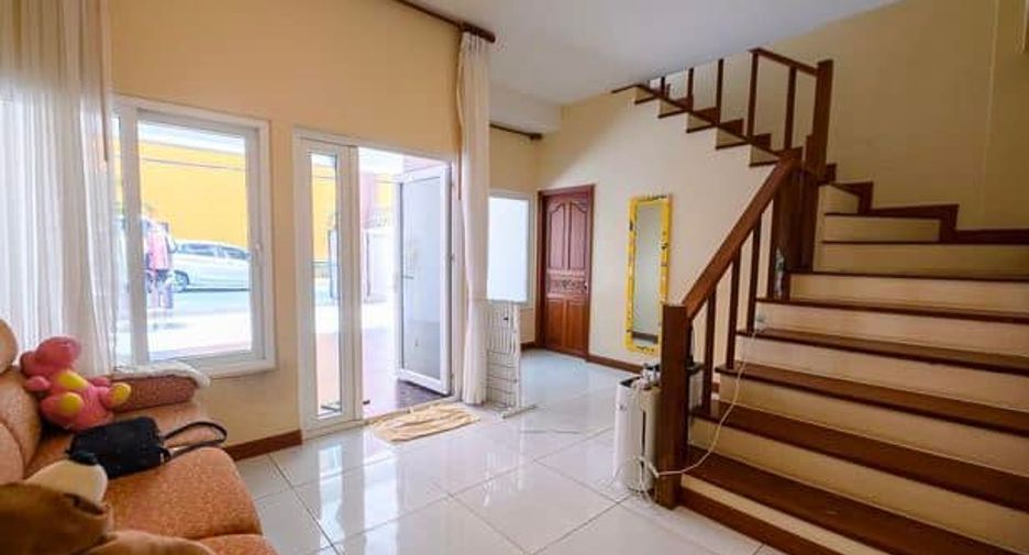 For rent そして for sale 3 Beds townhouse in Pratumnak, Pattaya