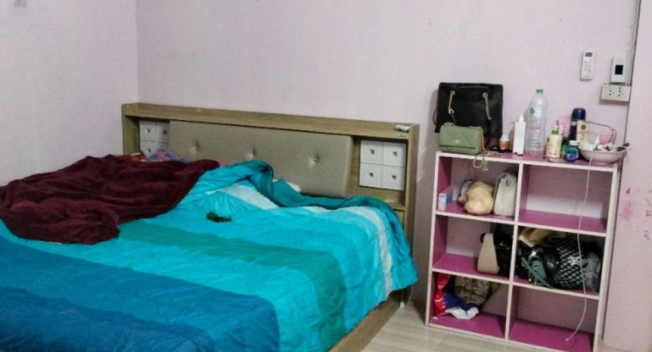 ขาย 3 เตียง พื้นที่ค้าปลีก ใน บ้านบึง, ชลบุรี