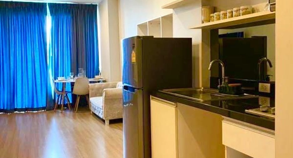 For sale 1 bed condo in Khlong Toei, Bangkok