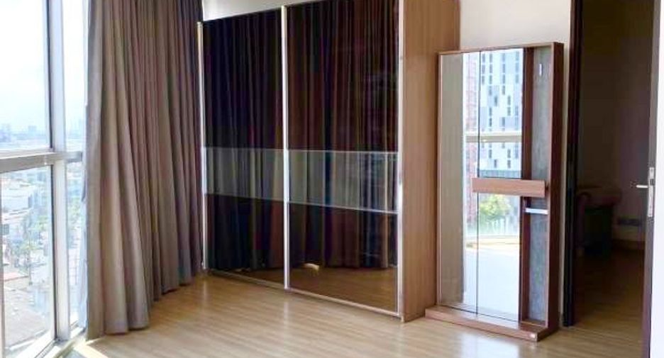 For sale 1 bed condo in Khlong Toei, Bangkok