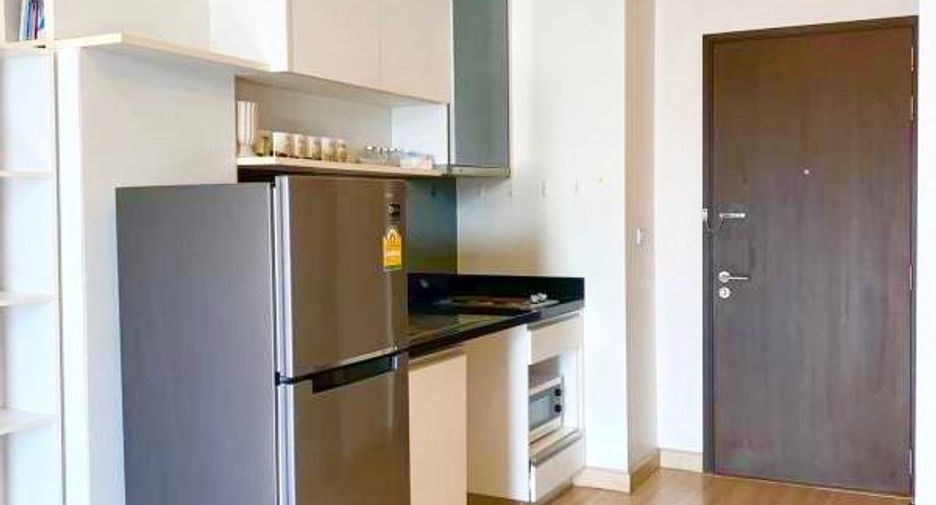 For sale 1 bed condo in Khlong Toei, Bangkok