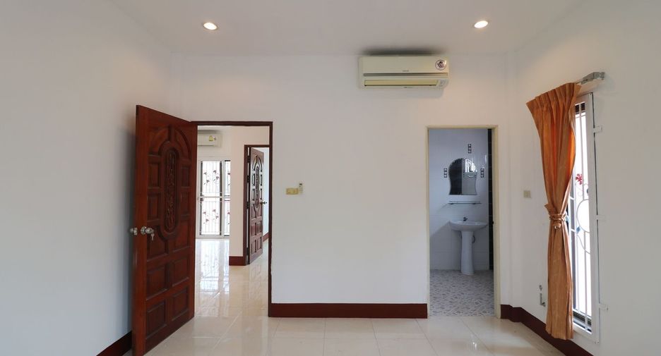 For sale 3 Beds house in Mueang Udon Thani, Udon Thani