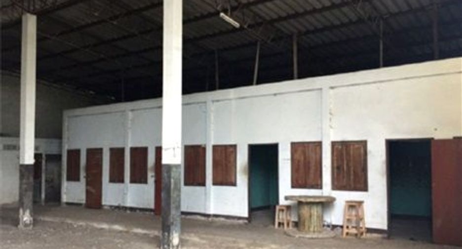 For sale warehouse in Mueang Lamphun, Lamphun