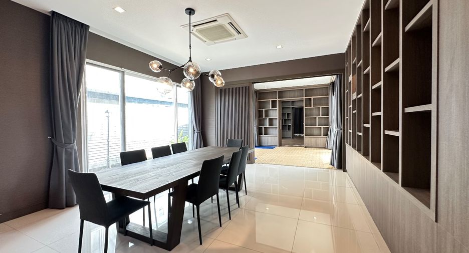 For sale 5 bed house in Pak Kret, Nonthaburi