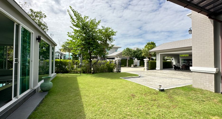 For sale 5 bed house in Pak Kret, Nonthaburi