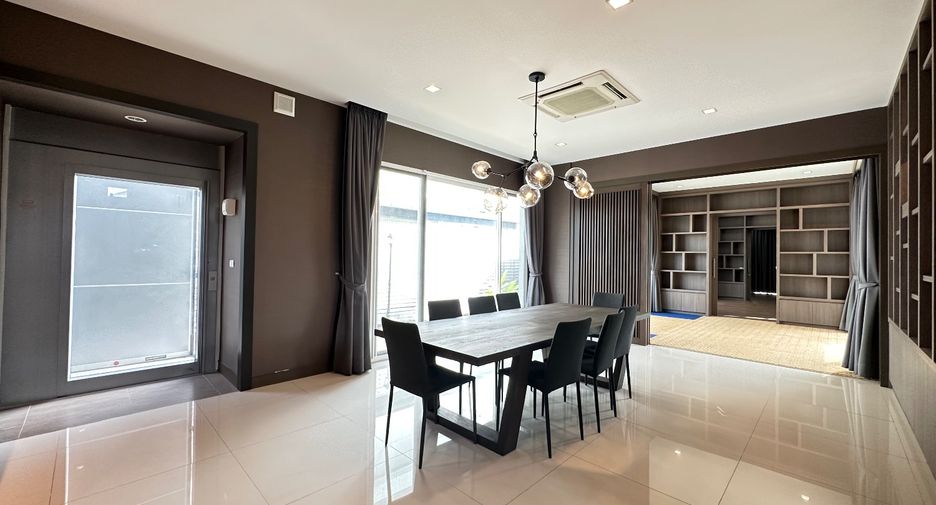 For sale 5 bed house in Pak Kret, Nonthaburi