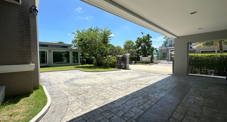 For sale 5 bed house in Pak Kret, Nonthaburi