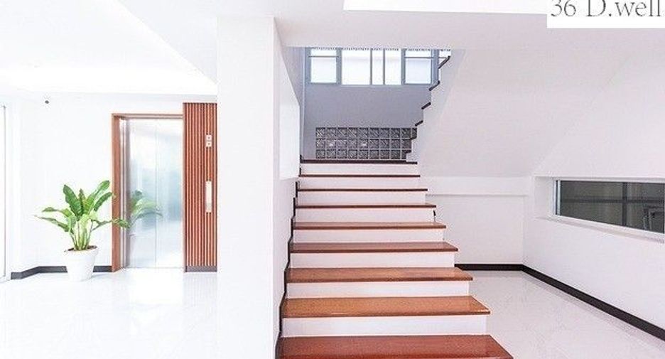 For rent 3 bedrooms condo in Bang Na, Bangkok