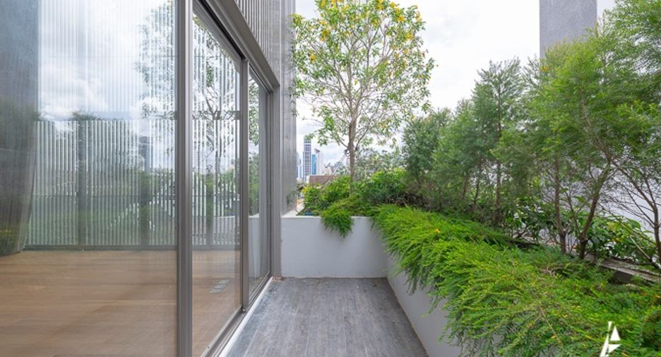 For sale 3 bedrooms house in Watthana, Bangkok