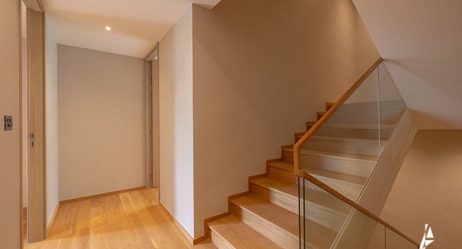 For sale 3 bedrooms house in Watthana, Bangkok