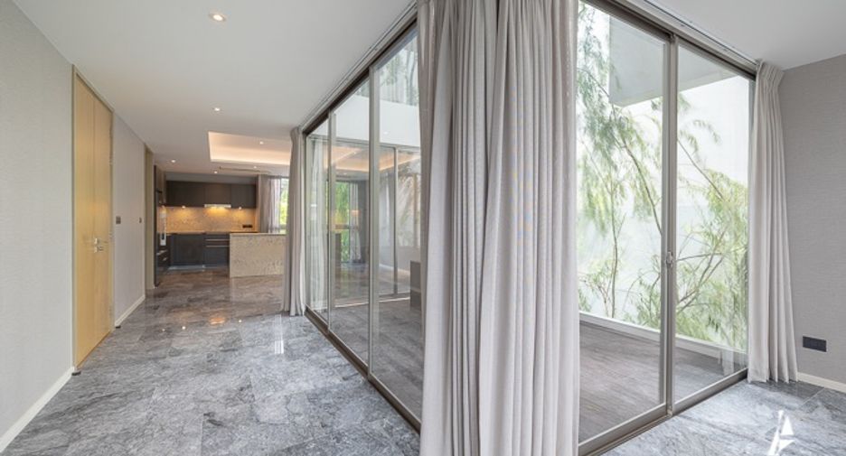 For sale 3 bedrooms house in Watthana, Bangkok