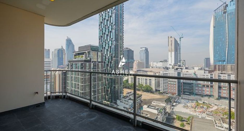 For rent 2 bedrooms condo in Pathum Wan, Bangkok
