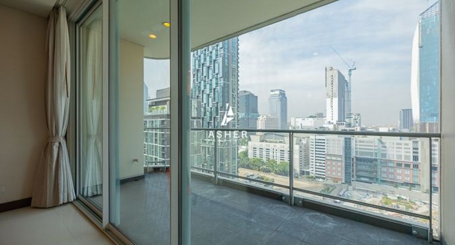 For rent 2 bedrooms condo in Pathum Wan, Bangkok