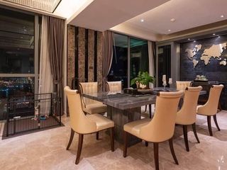 For sale 3 bed condo in Yan Nawa, Bangkok