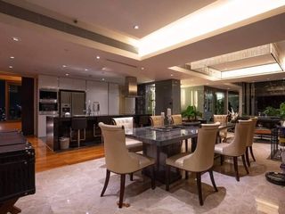 For sale 3 bed condo in Yan Nawa, Bangkok