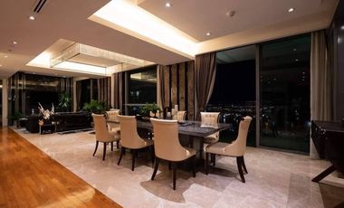 For sale 3 bed condo in Yan Nawa, Bangkok