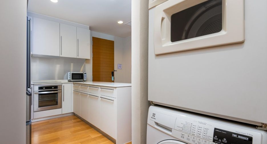 Condo en alquiler de 2 habitaciones en Bang Kho Laem, Bangkok