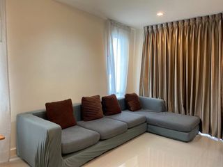 For rent 3 bedrooms townhouse in Prawet, Bangkok