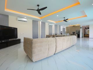 For rent 8 bed house in Bang Lamung, Chonburi